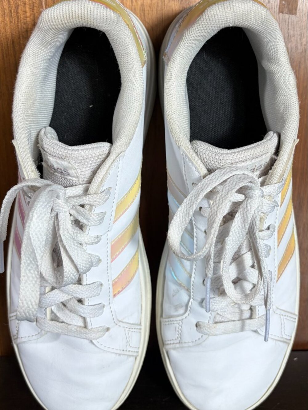 Adidas Grand Court 2.0 White w/ Iridescent Pink Stripes Womens Sz 8.5 Mens 6.5 - Picture 8 of 9
